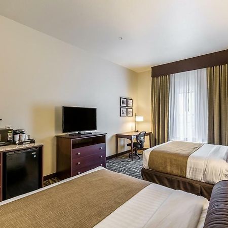 Cobblestone Hotel & Suites Hartford エクステリア 写真